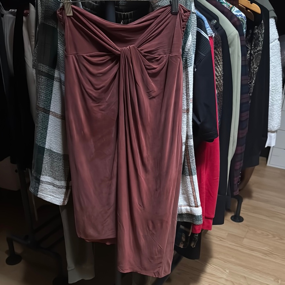Elegant Brown Skirt